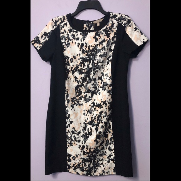 Banana Republic Dresses & Skirts - Banana Republic Black Shift Dress with Cream and Peach Abstract Panel